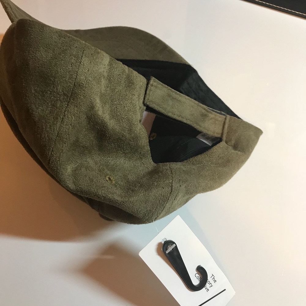 Baseball cap - Picture 3 of 3